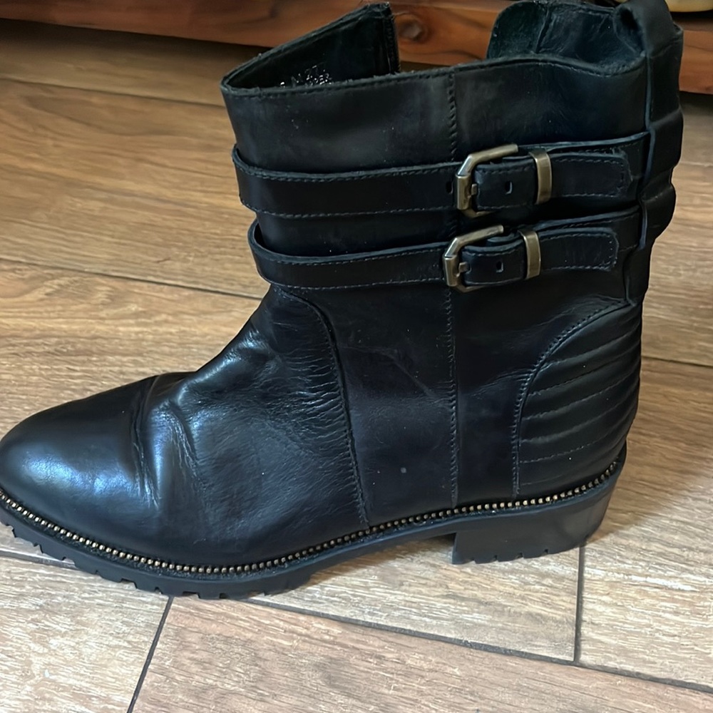 Super soft leather Italy boots